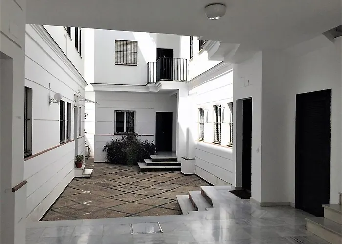 Luminoso Y Amplio Apartamento En El Centro Historico De Sevilla